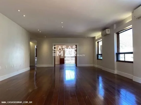 Imagem Apartamento de luxo à beira-mar no Humaitá, Rio de Janeiro - 4 quartos, 3 suítes, 4 banheiros, 2 vagas de garagem, 220m².