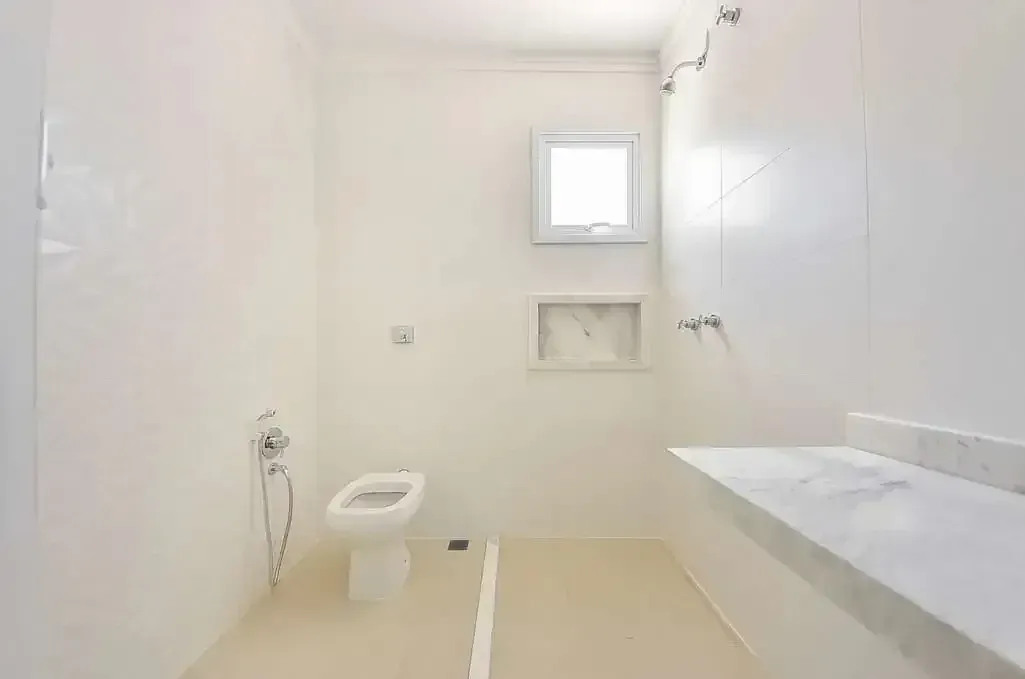 Imagem Sobrado com 3 Quartos à Venda, 152 m² em Xaxim - Curitiba