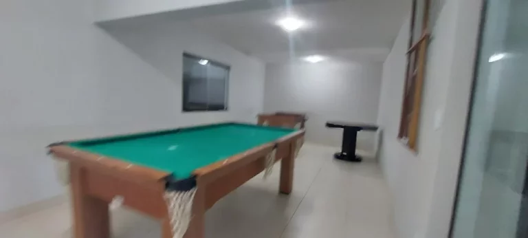 Imagem VENDO UMA LINDA COBERTURACOM 4 QUARTOS 2 SUÍTES DE FRENTE PARA A PRAIA.