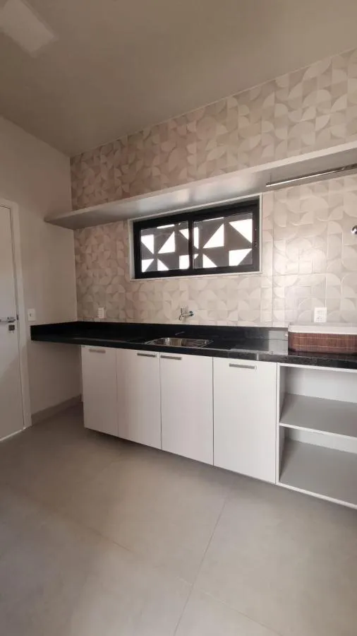 Imagem Casa em Condomínio para Venda em Areal / RJ no bairro Fazenda Velha