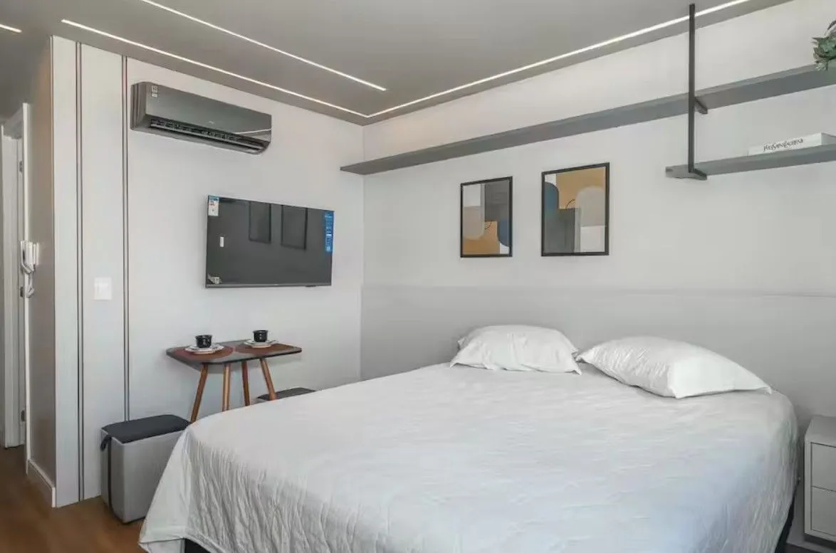 Imagem Studio mobiliado e pronto para Airbnb - GO Carlos Gomes, POA
