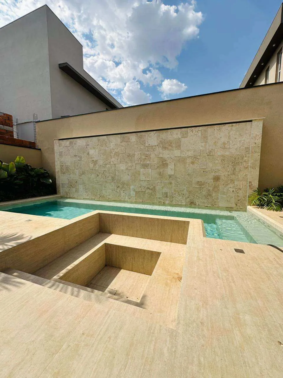 Imagem Casa à venda em Franca, Núcleo Agrícola Alpha, com 4 quartos, 304m2