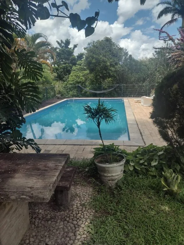 Imagem Vendo lindo sítio/fazendinha com 27 hectares de terra, localizado próximo a Florestal/MG.