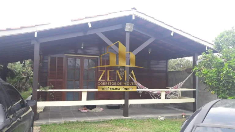 Imagem Casa térrea em madeira com 03 dorms,160 m2, área de 500 m2, espaço Gourmet