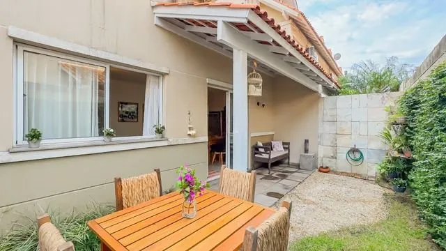 Imagem Casa em condomínio com 4 quartos suíte master e amplo patio , Bairro Ecoville