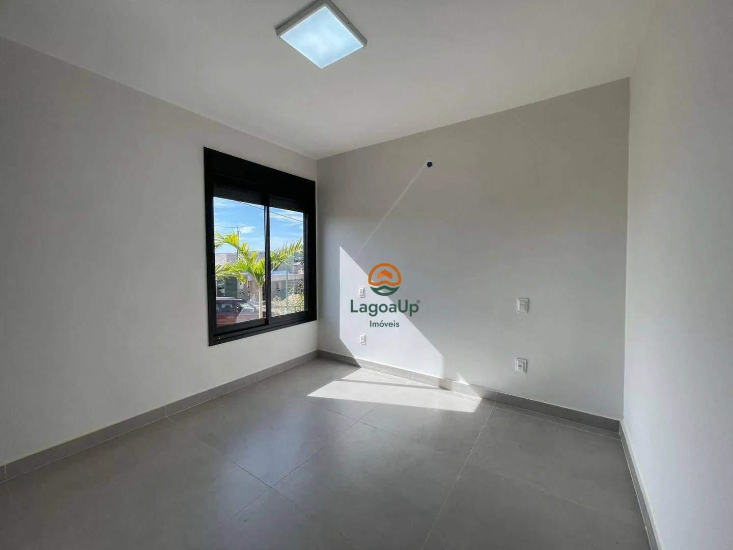 Imagem Casa com 3 dormitórios à venda, 154 m² por R$ 1.445.000 - Condomínio Vila Bambu - Lagoa Santa/MG