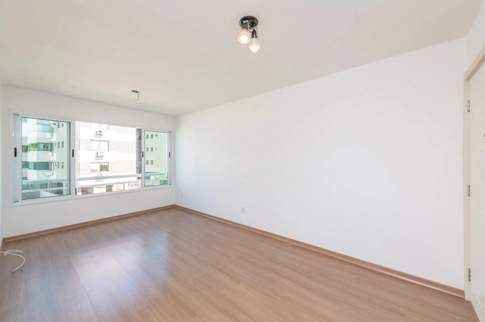 Imagem Apartamento 2 Dormitórios com Vaga no Petrópolis
