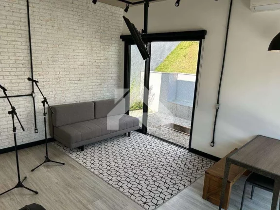 Imagem Casa de Condomínio em Jardim do Golf I - Jandira