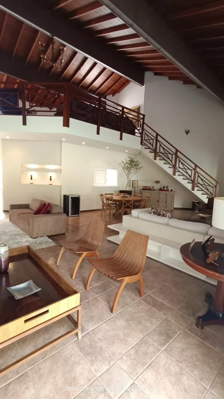 Imagem Casa de luxo em condomínio com 5 quartos e 4 suítes na Vila Martins - Itu-SP: 652,64m², 3 salas, 7 banheiros e 8 vagas de garagem!