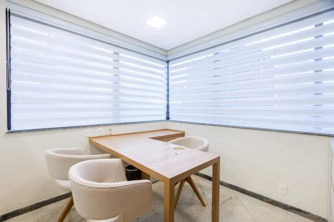 Imagem Conjunto Comercial à Venda ou Locação no Itaim Bibi.