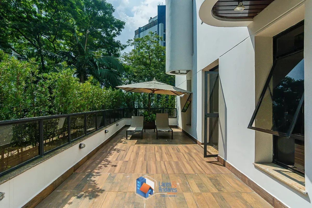 Imagem Duplex para venda em Vila Suzana com 4 quartos, sendo 2 suítes, 308m²