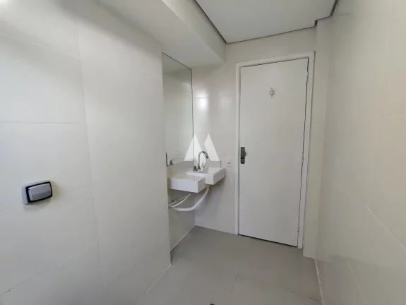 Imagem Apartamento à venda com 2 dormitórios e Dependência completa no Campo Grande de Santos/SP