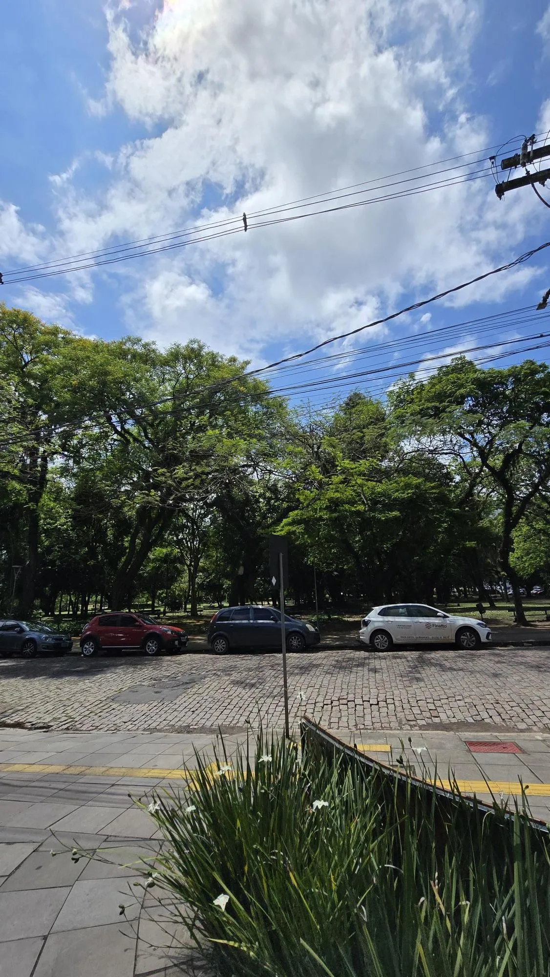 Imagem Flat na Comendador Caminha, em frente ao Parcão.