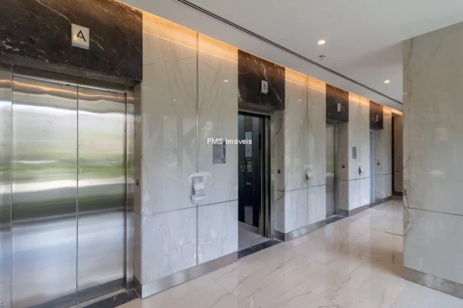 Imagem Conjunto comercial com 502,31m2 em Pinheiros.