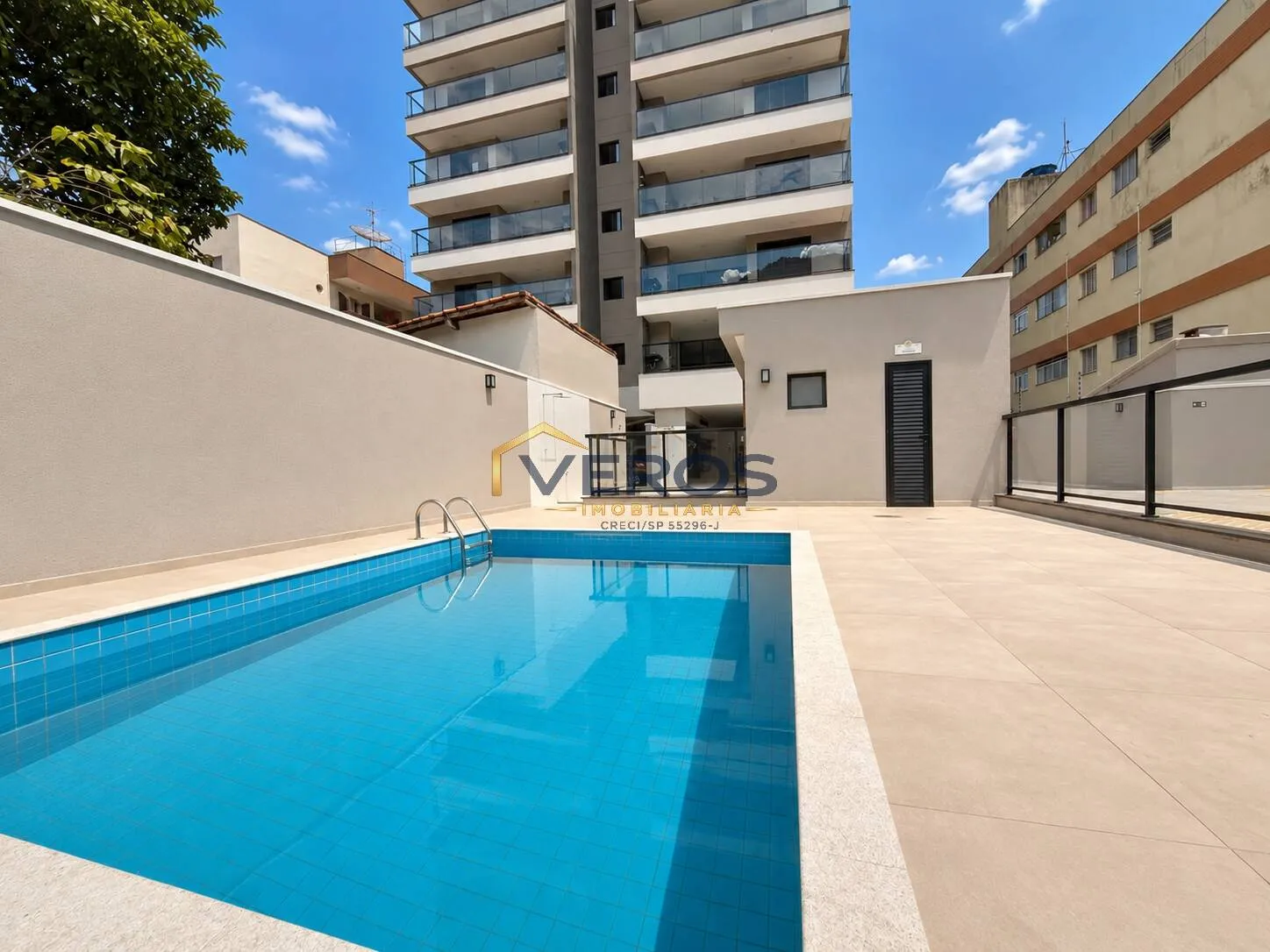 Imagem Apartamento novo a venda perto do centro de Caraguá com churrasqueira