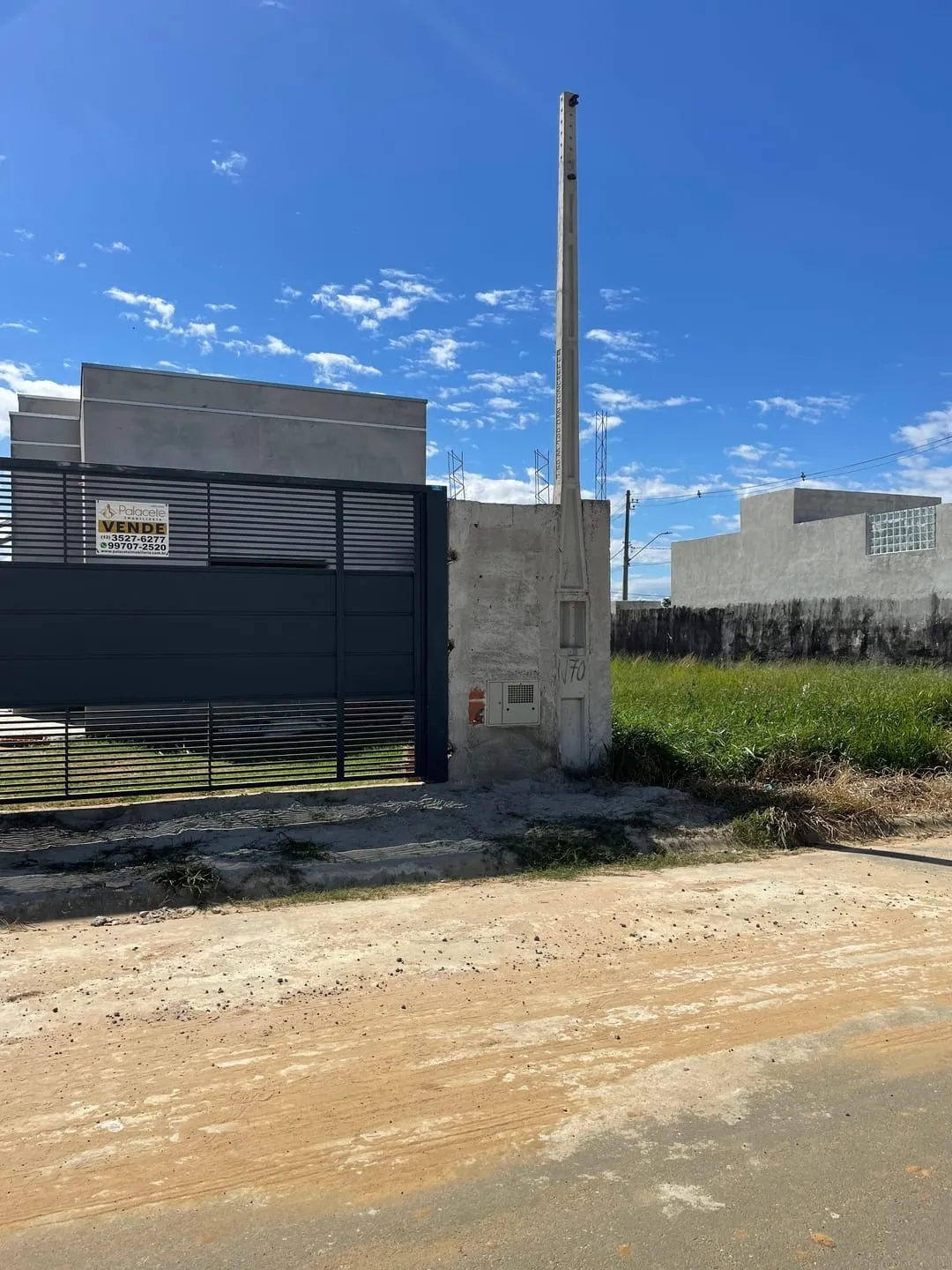 Imagem Casa à venda 2 Quartos, 1 Suite, 2 Vagas, 175M², Veredas, Pindamonhangaba - SP