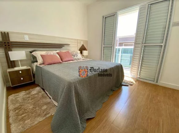 Imagem Sobrado com 4 dormitórios à venda, 126 m² por R$ 1.100.000,00 - Chácara Faggion - Suzano/SP