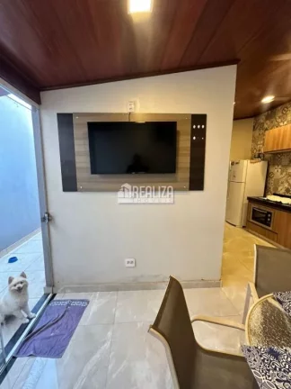 Imagem Casa para Alugar no Condomínio Terra Nova Uberaba, no bairro Recreio dos Bandeirantes, em Uberaba: 2 Dormitórios, Móveis Planejados