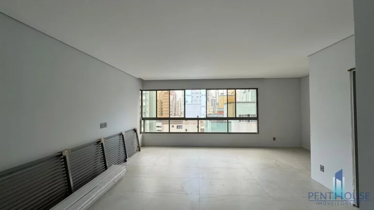 Imagem Apartamento Zona Central para Venda em Balneário Camboriú, CENTRO, 3 dormitórios, 3 suítes, 4 banheiros, 3 vagas