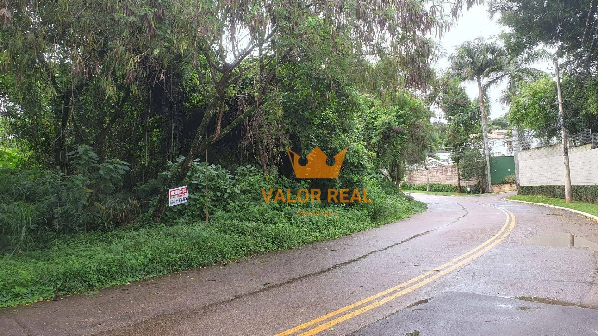 Imagem Terreno - Seu Refúgio na Malota - Grande, Exclusivo e com o Melhor Preço por m² da Região!