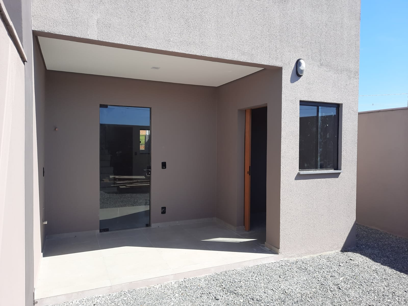 Imagem Sobrado com 2 Quartos à Venda, 127 metros em Araquari - Araquari