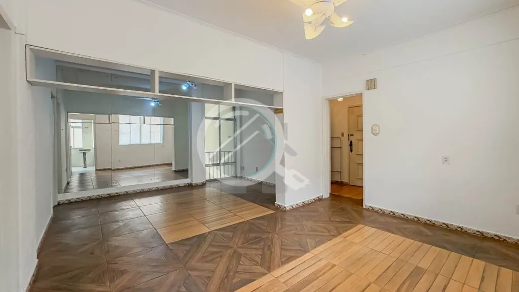 Imagem Ótima oportunidade na Cidade Baixa! Apartamento de 3 dormitórios, sendo 2 suítes, desocupado, hal...