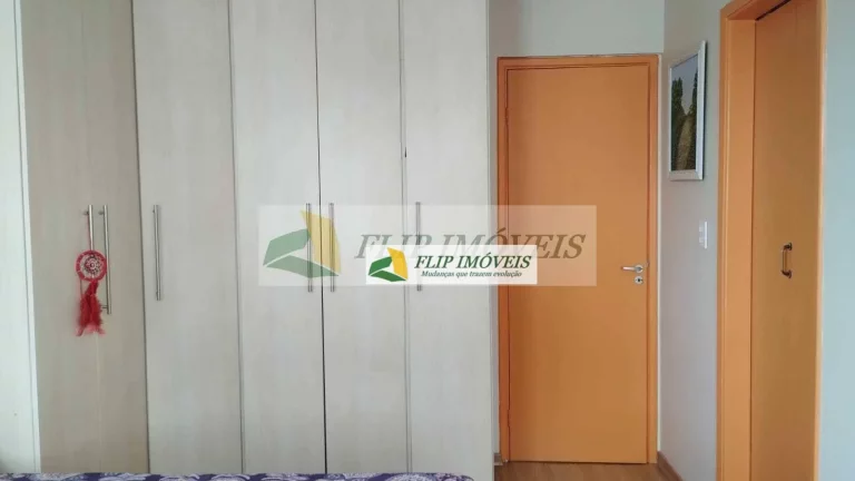 Imagem More em um apartamento de 60 metros quadrados com 1 quarto no miolo do Cambuí - Campinas - SP