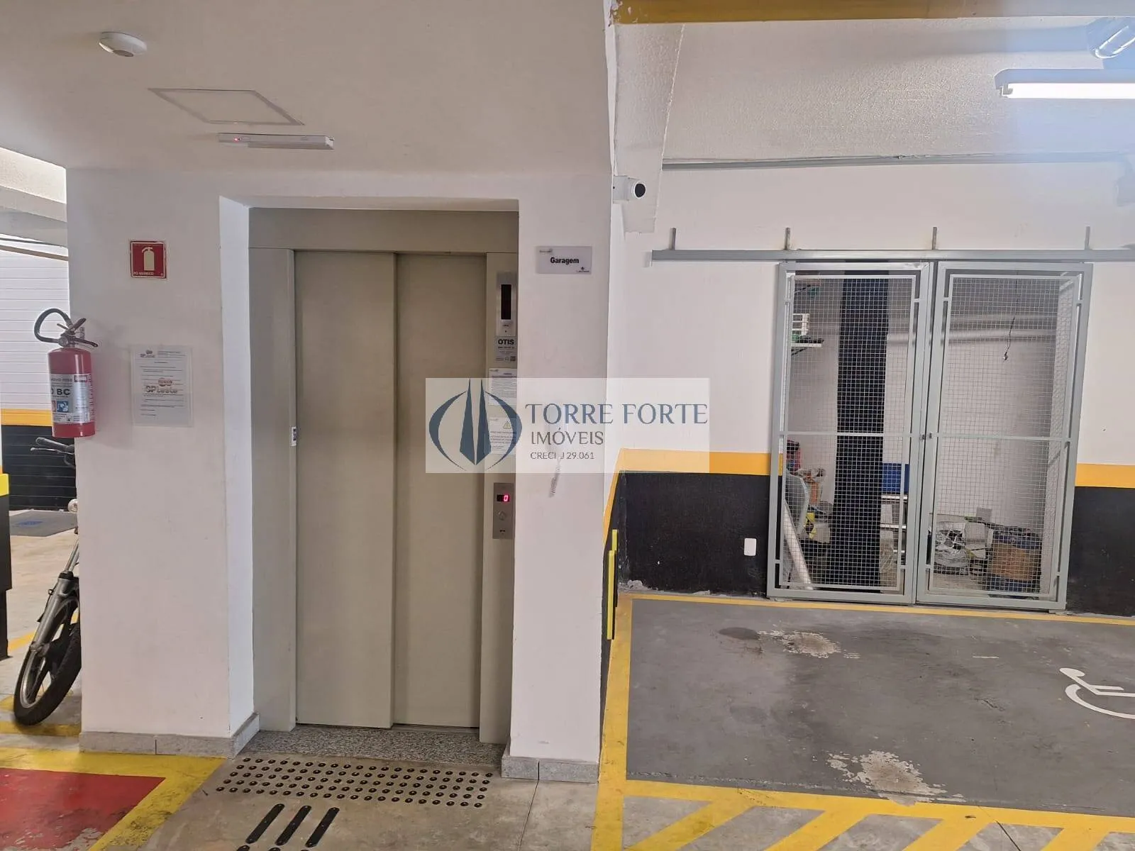 Imagem Lindo Apartamento mobiliado com 1 dormitório 1 vaga na Vila Granada.