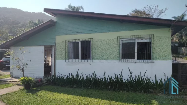Imagem Terreno a venda 12.000 mil m², Bairro Sambaqui em Florianópolis SC