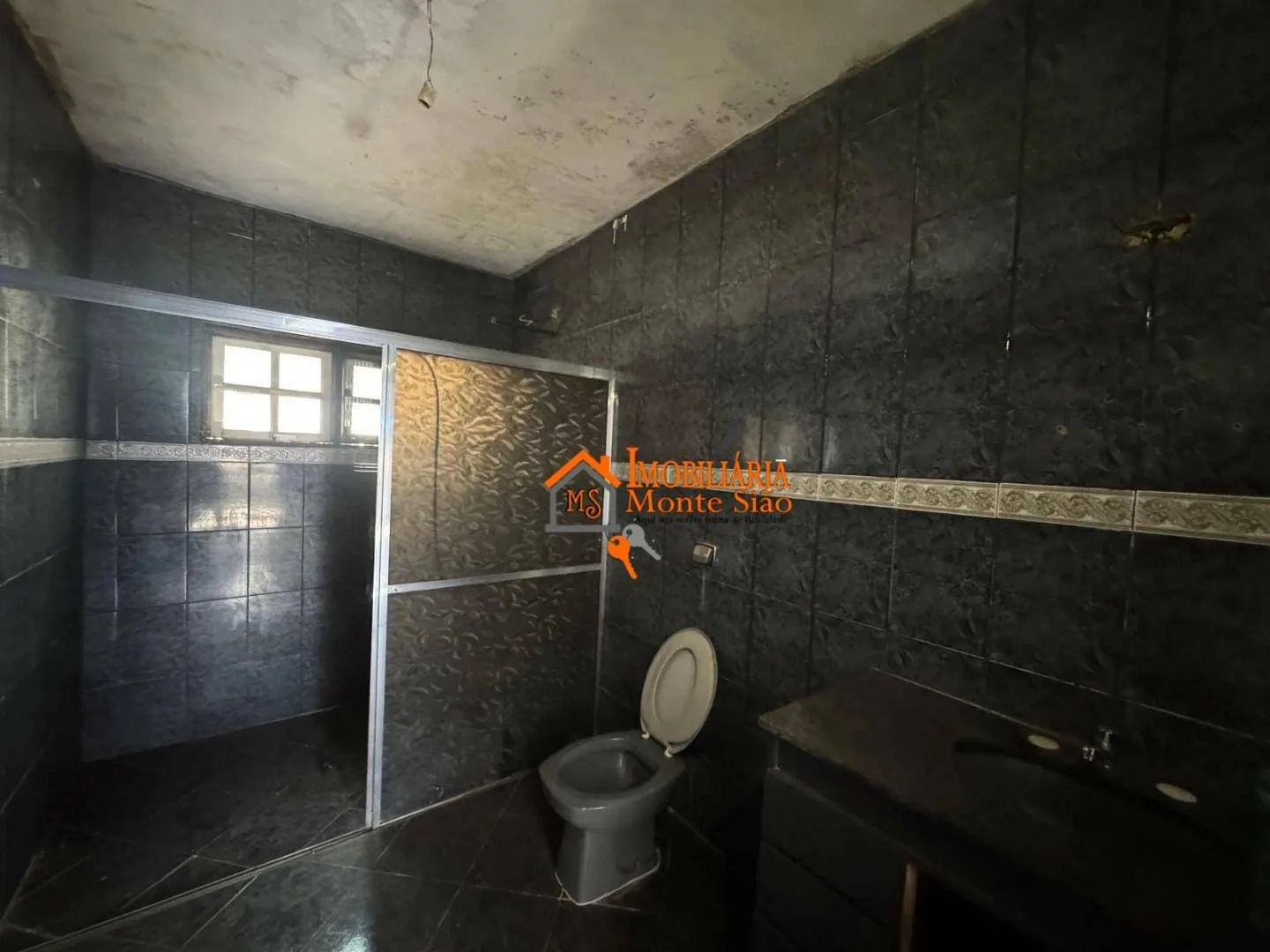 Imagem Casa com 2 dormitórios, 400 m² - venda por R$ 1.000.000,00 ou aluguel por R$ 2.142,00/mês - Cidade Soberana - Guarulhos/SP