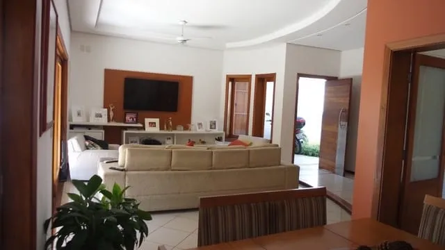 Imagem Casa à venda 4 Quartos, 1 Suite, 3 Vagas, 360M², Jardim das Nações, Taubaté - SP