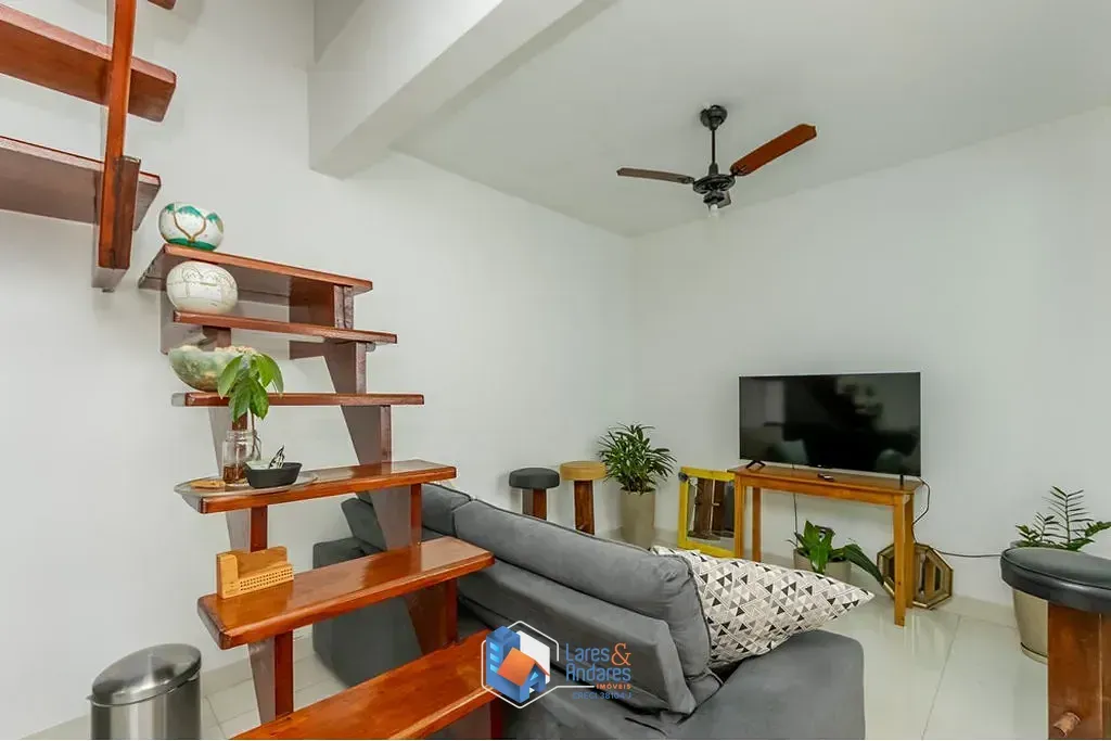 Imagem Casa à venda 3 Quartos 1 Suite 3 Vagas 247M² Guarapiranga São Paulo - SP