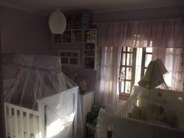 Imagem Casa com 03 quartos em terreno de 13:20 x 7501, no bairro Medianeira