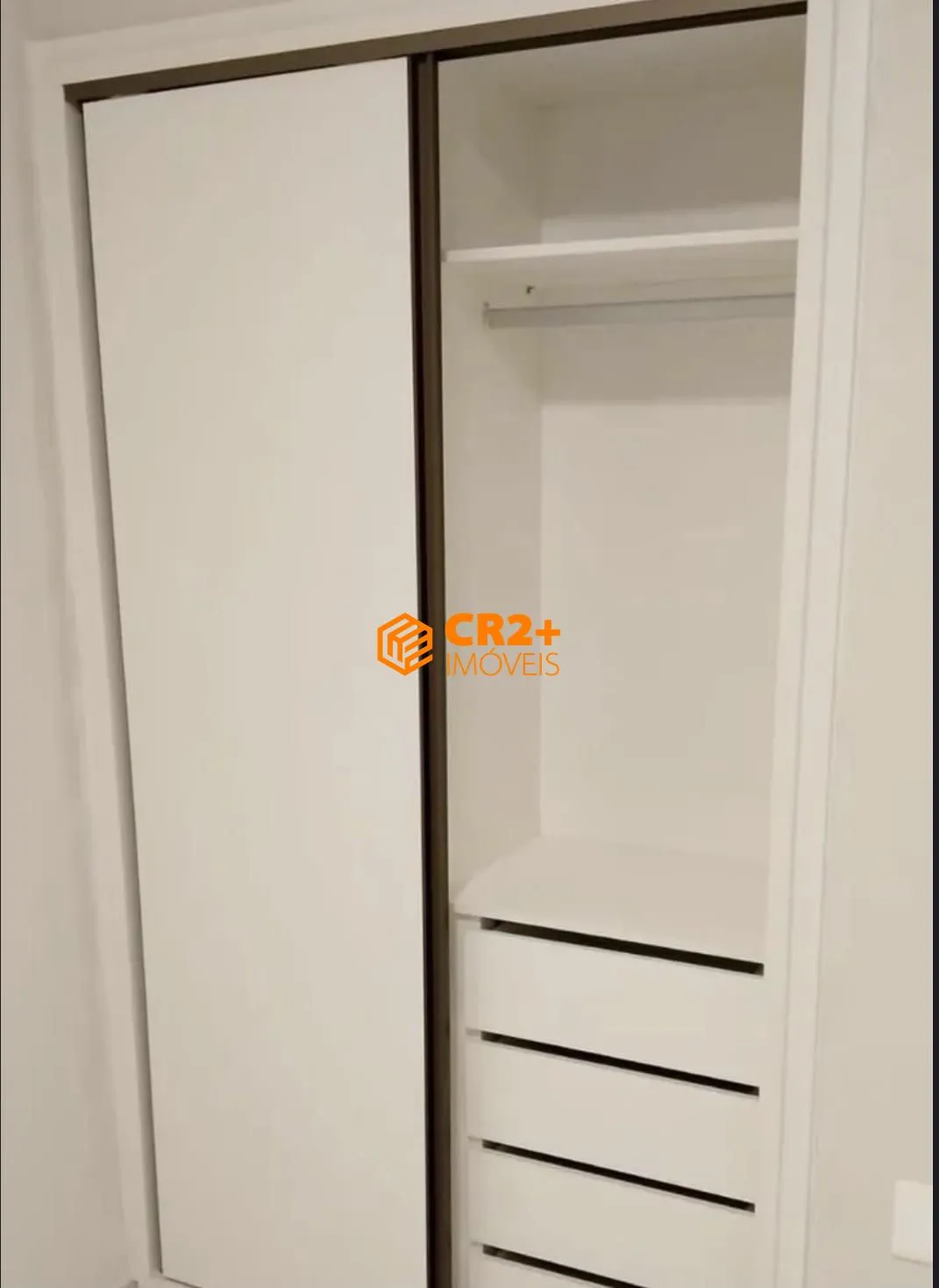 Imagem VENDO APARTAMENTO com 2 quartos - BOA VIAGEM com 75 m²
