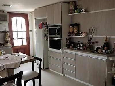 Imagem Casa para Venda - 150m², 3 dormitórios, sendo 1 suites, Nonoai