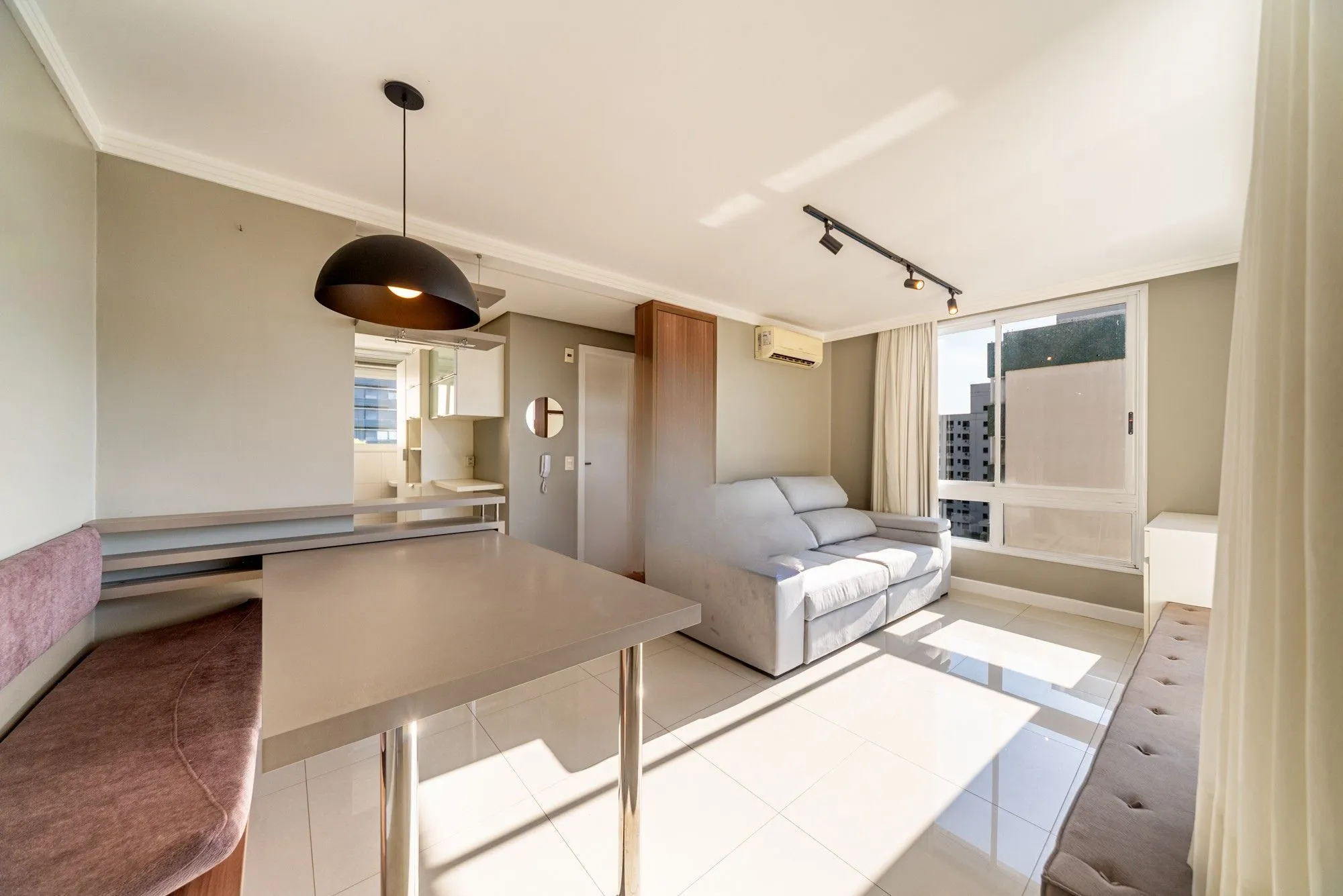 Imagem Vende-se apartamento com 1 quarto e 1 vaga - Mont'Serrat