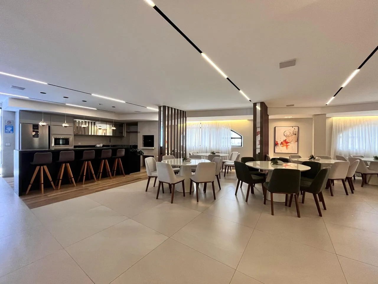 Imagem Apartamento com vista para o mar à venda com 70m2 por R$ 1.080.000,00