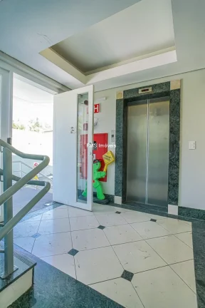 Imagem Imponente Edifício Comercial em Perdizes, São Paulo: 11 Banheiros, 17 Vagas de Garagem, 1.067m² - Venda ou Locação!