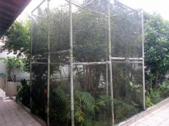 Imagem CASA COM 4 DORMITORIOS (1 SUITES)