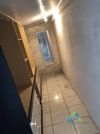 Imagem SANTO ANDRÉ Sobrado 225 metros, 4 dormitórios, EDICULA, 2 vagas, rua sem saída com tranquilidade e segurança ótimo valor e localização !!!