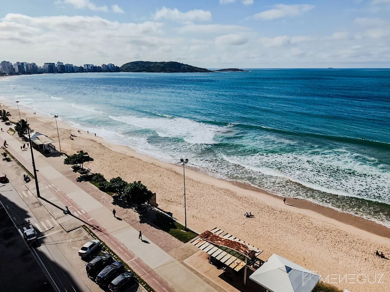 Imagem Apartamento ALTO PADRÃO 150m² frente mar Guarapari. 3 quartos, suite, portaria 24h. Maison Claude Monet. R$ 1.200.000. Agende visita