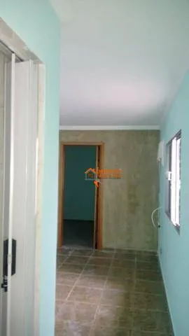 Imagem Casa com 3 dormitórios à venda, 125 m² por R$ 420.000,00 - Vila Barros - Guarulhos/SP