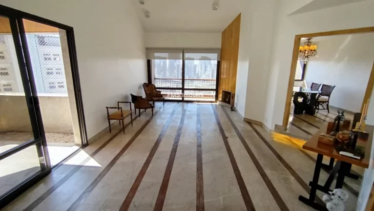 Imagem Aluga Cobertura Duplex no Real Parque, com 3 suítes, 3 salas, 6 banheiros, 6 vagas, 490m².