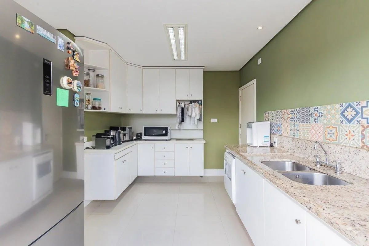 Imagem Apartamento de 3 dormitórios próximo ao Grêmio Náutico União