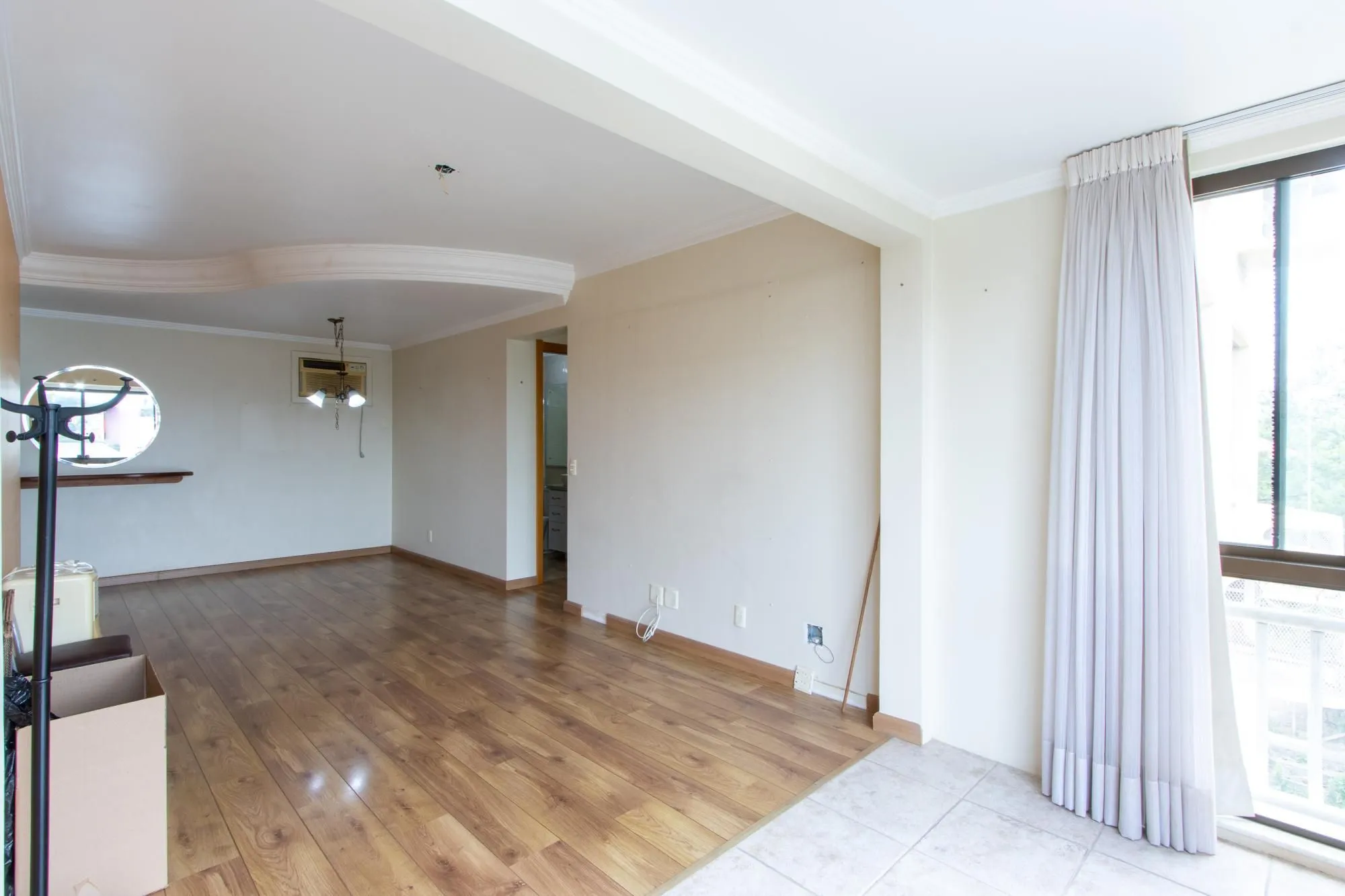 Imagem Apartamento para Venda - 93.43m², 3 dormitórios, 1 suite, 1 vaga - Teresópolis