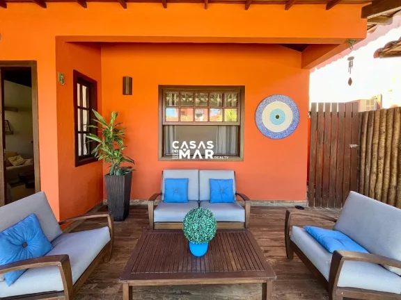 Imagem Excelente Casa em Condomínio, a poucos pasos da praia, Búzios-RJ: 4 Quartos, 3 Suítes, 2 Vagas de Garagem
