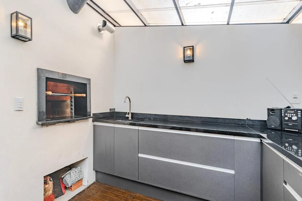 Imagem Casa em condomínio 3 dormitórios e sótão bairro Cristal