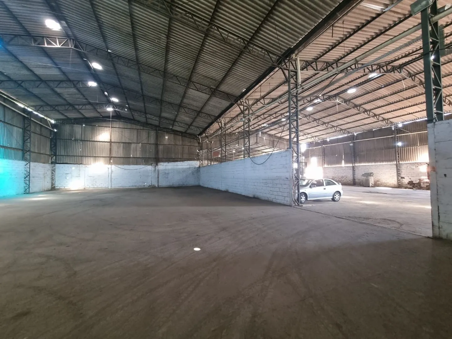 Imagem Comercial para Locação 1 Quarto, 1926M², Loteamento Industrial Nova Roseira, Roseira - SP