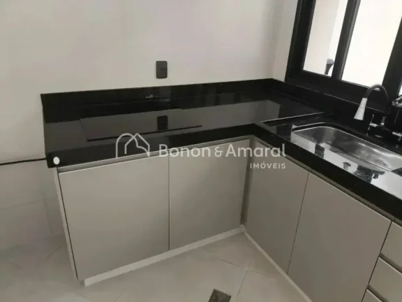 Imagem Sobrado em condomínio tranquilo com 2 suítes com armários e varanda , box no banheiros , sala par...