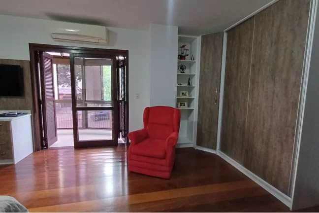 Imagem Casa para venda no bairro Jardim do Salso em Porto Alegre